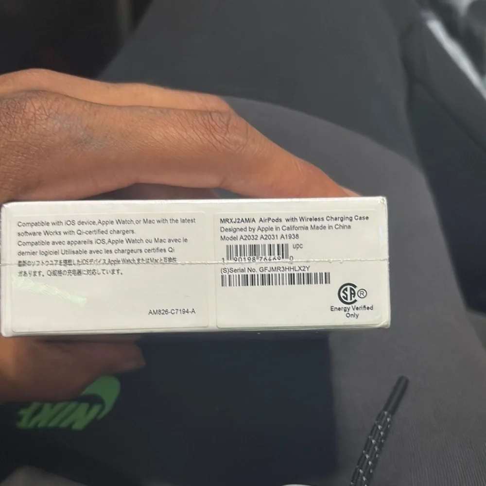 Apple AirPods with Charging Case in White
